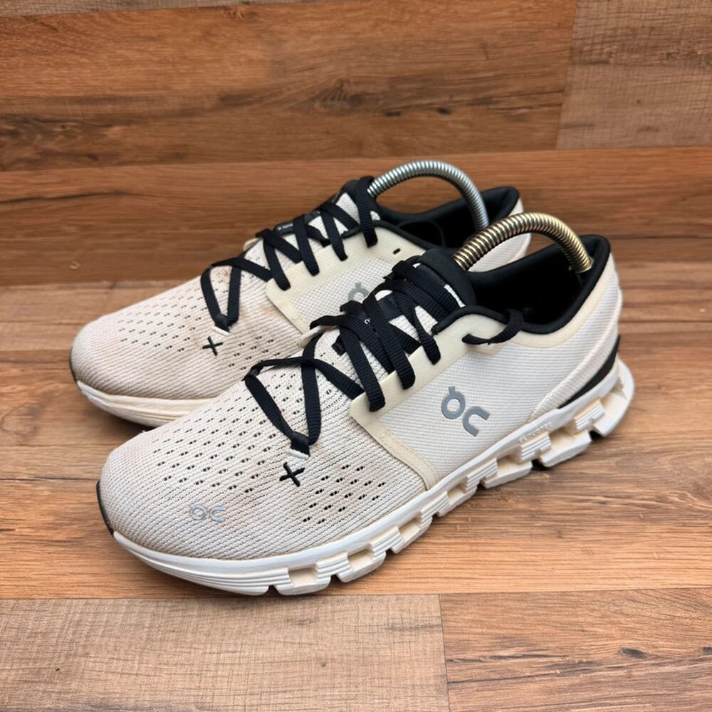 On Running Cloud X 4 women size 10 Running Shoes Ivory Black sneakers